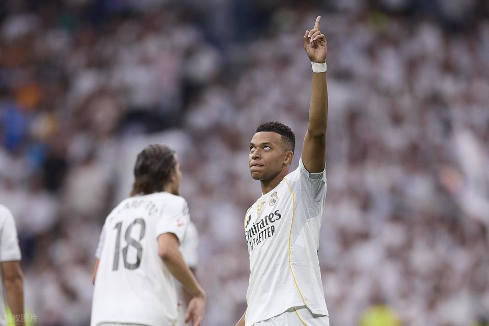 伯恩利主场, 英超第